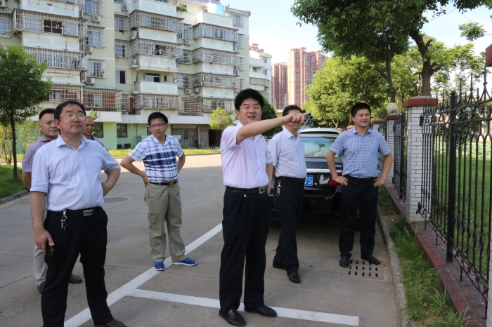 委书记娄雪松率队督查全区文明创建工作,区级领导江学文,姚翔,余永灿